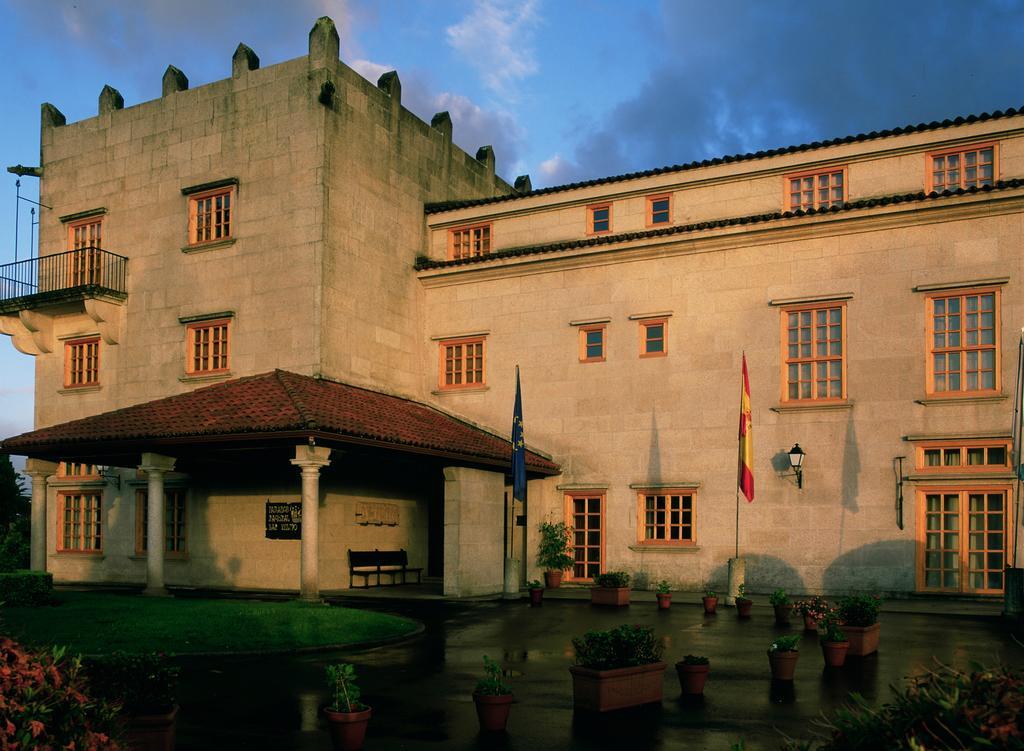 Parador De Tui Exterior photo